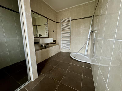 Appartement - 130 m² - 5 pièces