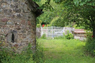 Maison ancienne - 160 m² - 3 pièces