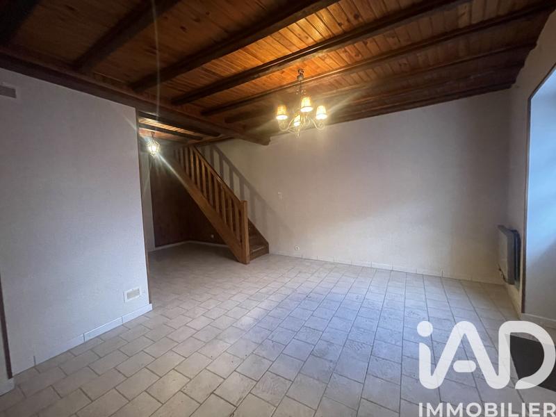Maison - 223 m² - 1 pièce