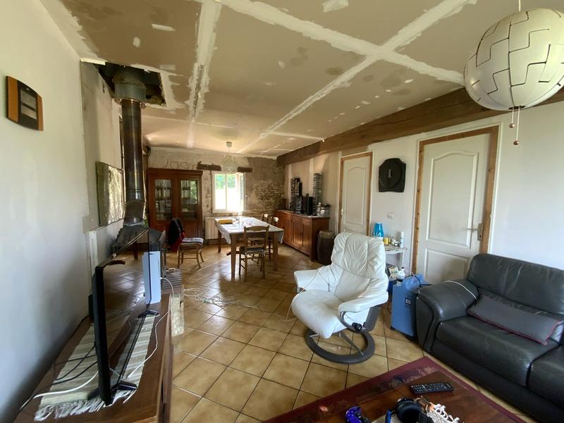 Maison - 90 m² - 3 pièces