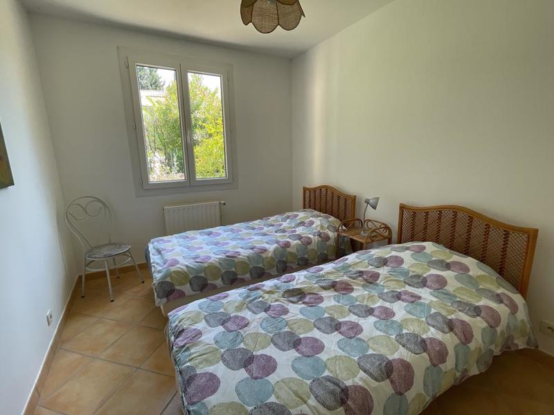 Maison - 250 m² - 7 pièces