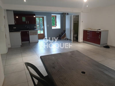 Maison - 190 m² - 8 pièces