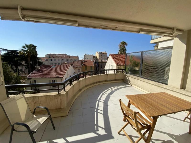 Appartement - 86 m² - 4 pièces