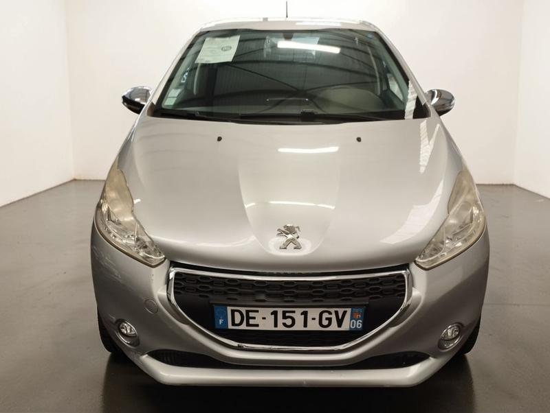 Peugeot 208 1.2 Vti 82 Style 5p