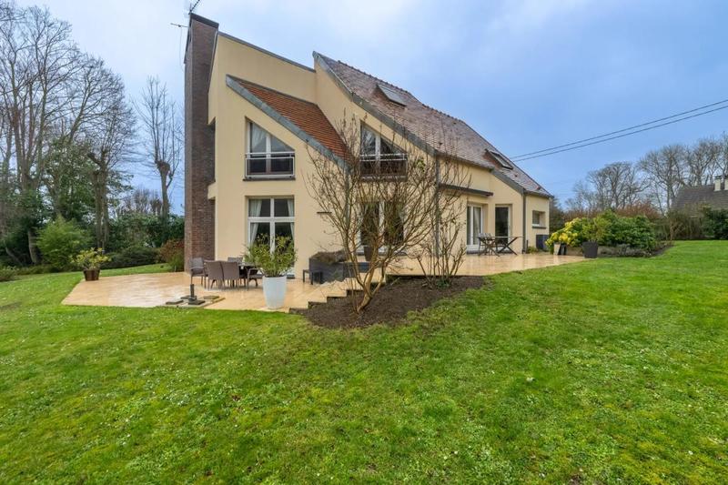 Maison d'architecte - 205 m² - 8 pièces