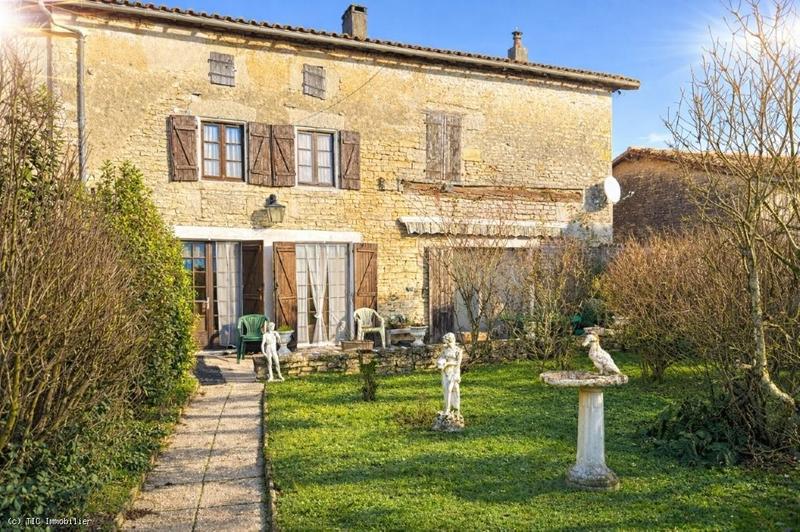 Maison en pierre - 192 m² - 6 pièces