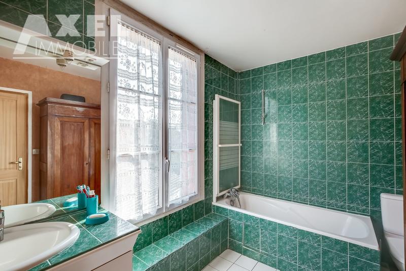 Maison - 110 m² - 5 pièces