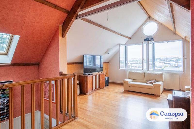 Maison - 135 m² - 6 pièces