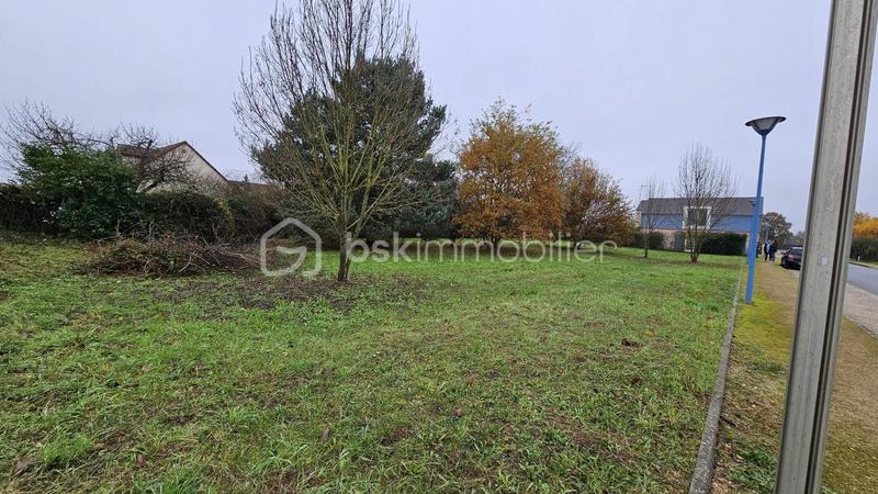 Terrain constructible - 684 m²