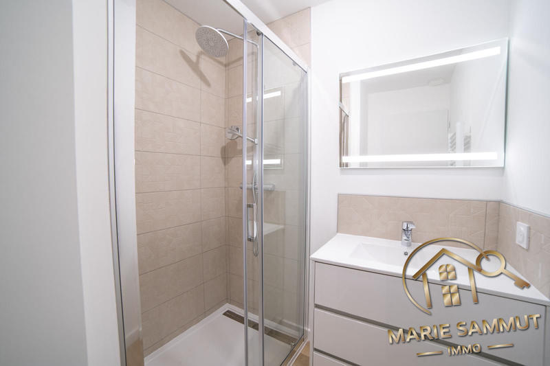 Duplex - 94 m² - 4 pièces