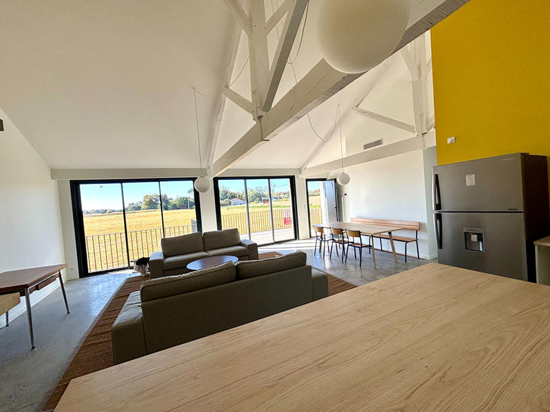 Appartement - 110 m² - 5 pièces