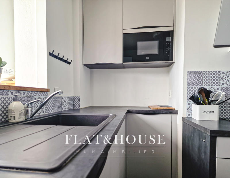 Appartement - 77 m² - 5 pièces