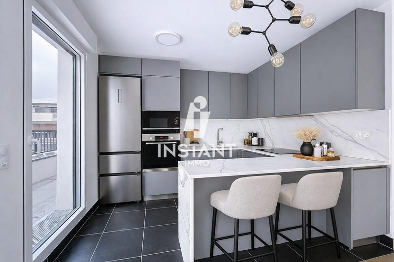 Appartement - 102 m² - 5 pièces