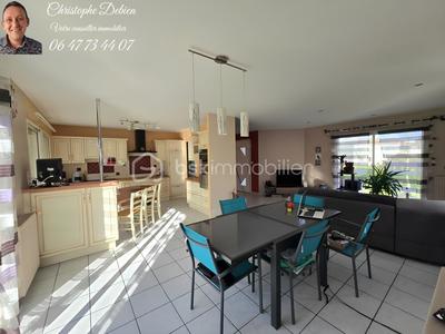 Maison traditionnelle - 106 m² - 5 pièces