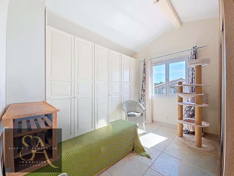 Maison - 159 m² - 6 pièces