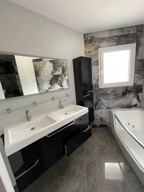 Maison - 135 m² - 6 pièces