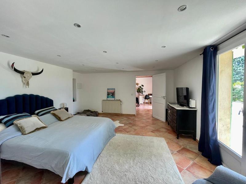 Maison - 150 m² - 4 pièces