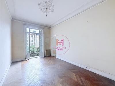 Appartement - 107 m² - 4 pièces