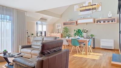 Duplex - 103 m² - 5 pièces