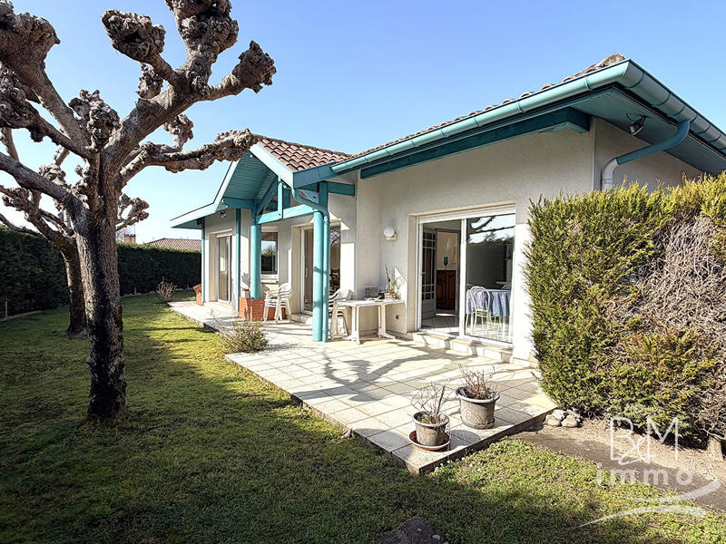 Maison - 90 m² - 3 pièces