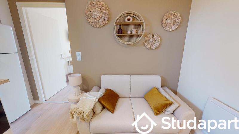 Chambre - 11 m² - 1 pièce