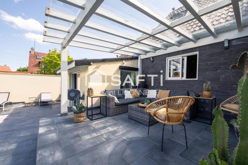 Maison - 208 m² - 7 pièces