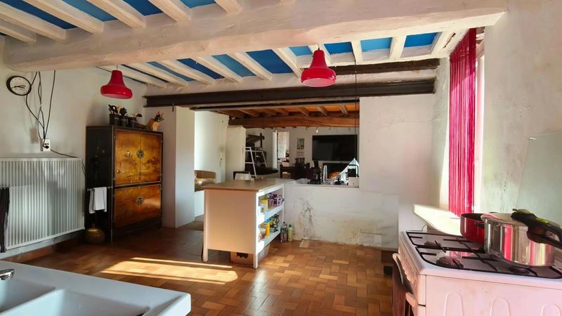 Maison - 220 m² - 8 pièces