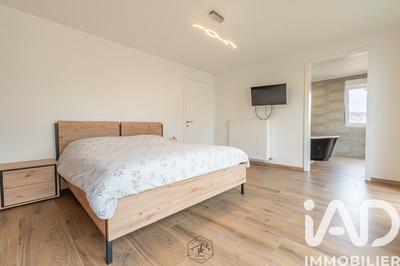 Maison - 159 m² - 5 pièces