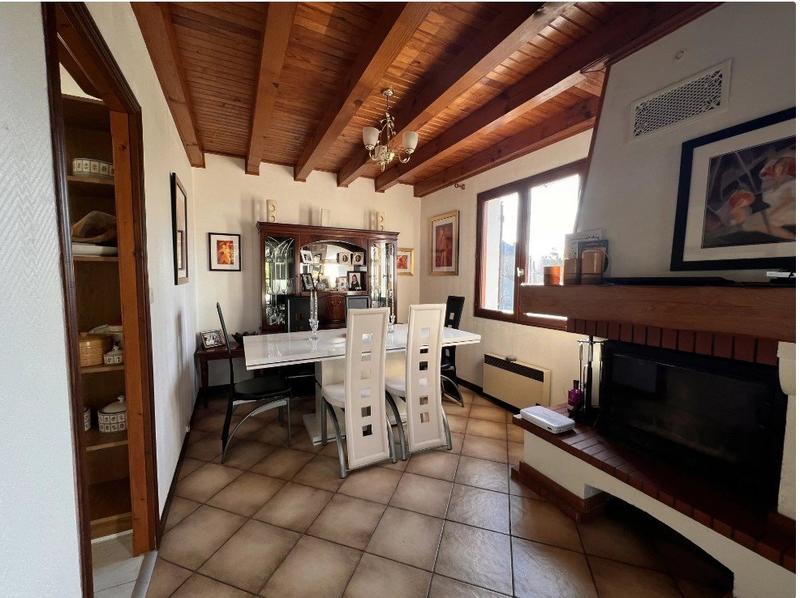 Maison de village - 212 m² - 8 pièces