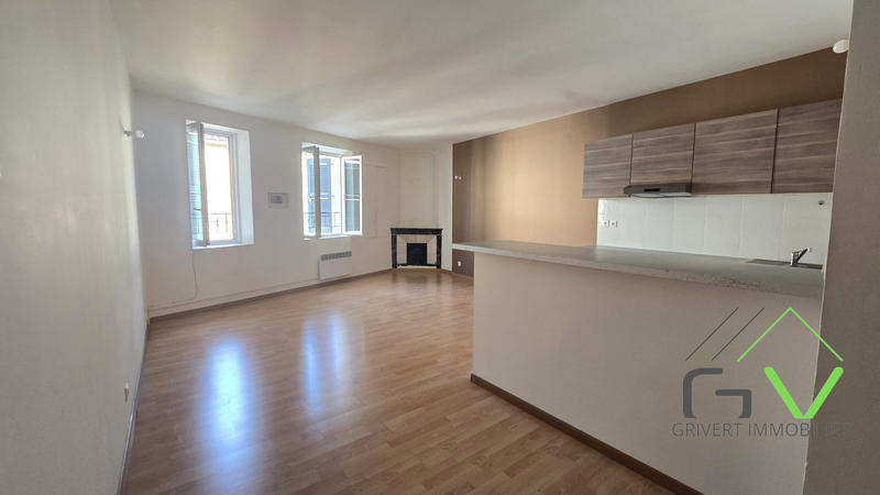 Appartement - 95 m² - 5 pièces