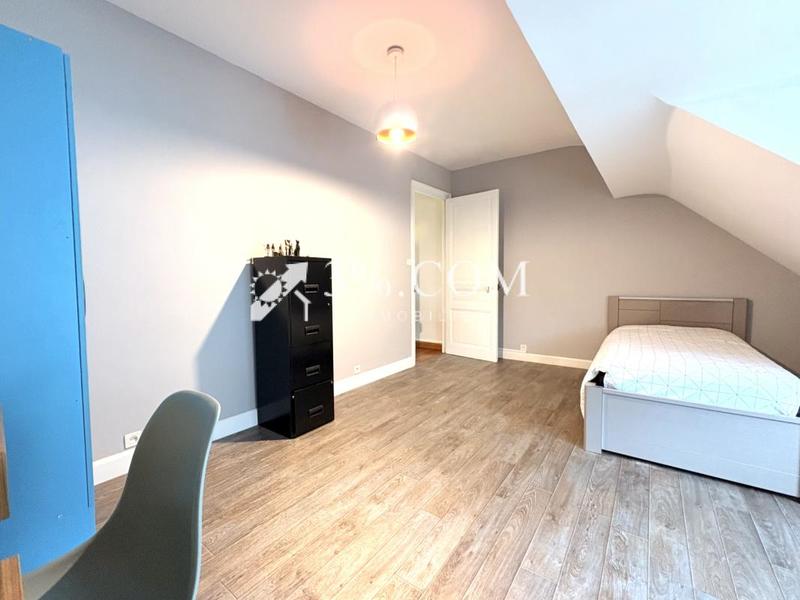 Maison - 107 m² - 7 pièces