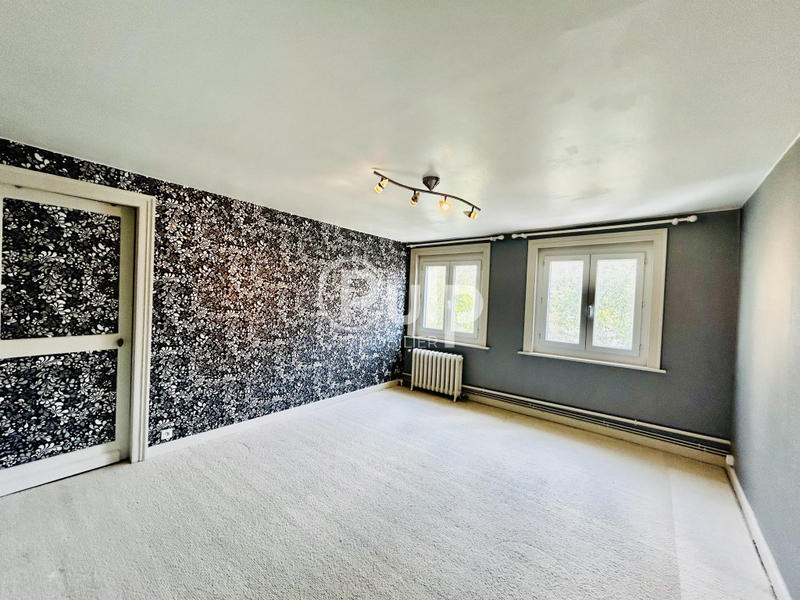 Maison - 313 m² - 10 pièces