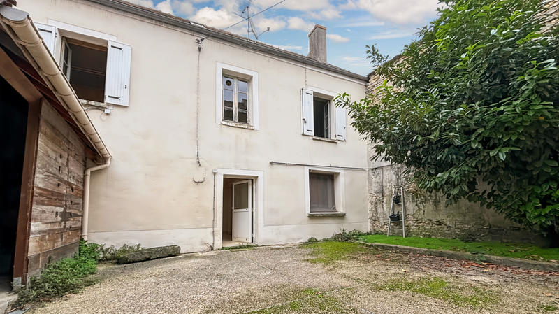 Maison - 97 m² - 5 pièces
