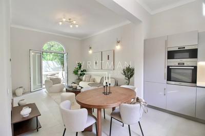 Maison - 135 m² - 7 pièces