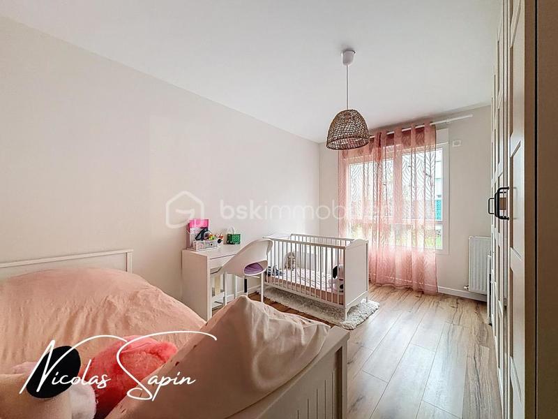 Appartement - 90 m² - 4 pièces