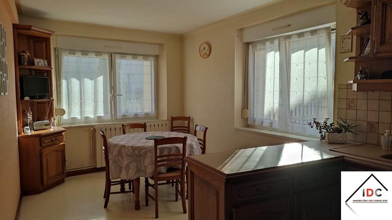 Maison - 162 m² - 5 pièces