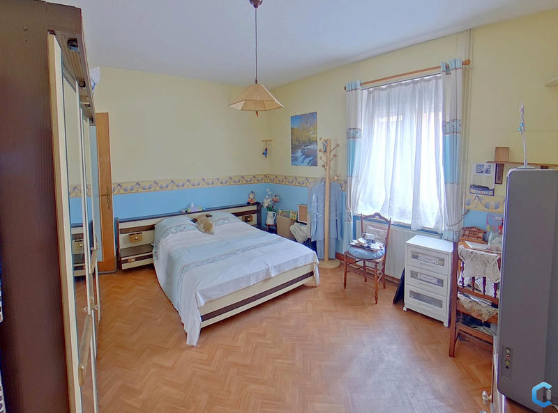 Maison - 89 m² - 5 pièces