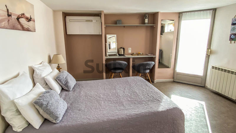 Maison de village - 212 m² - 9 pièces