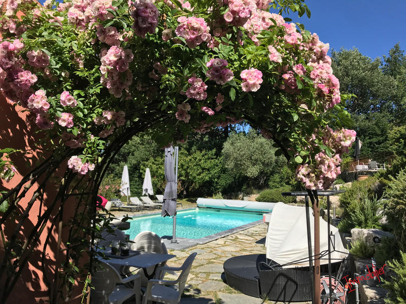 Maison - 185 m² - 7 pièces