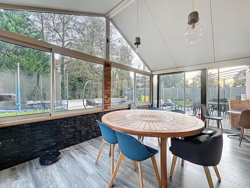 Villa - 158 m² - 6 pièces