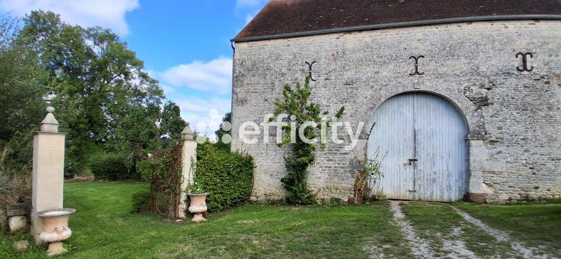 Propriété - 205 m² - 6 pièces