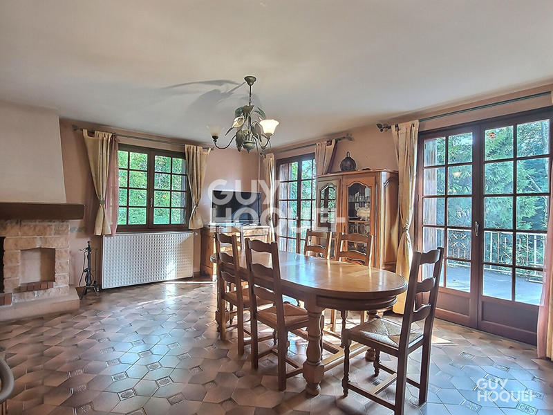 Maison - 150 m² - 5 pièces