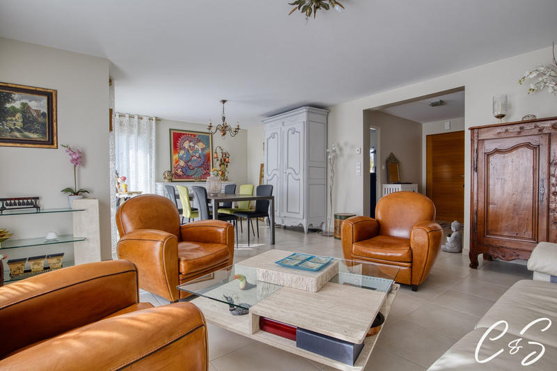 Maison - 131 m² - 6 pièces