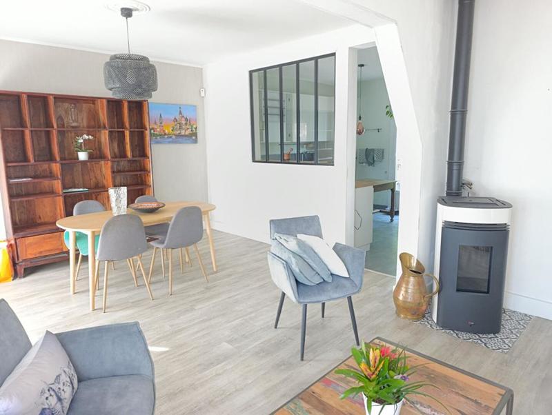 Maison - 92 m² - 4 pièces