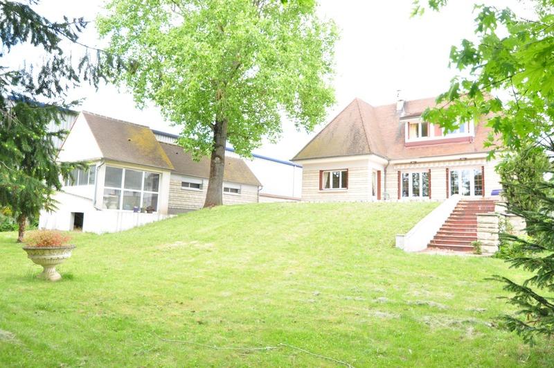 Maison - 130 m² - 7 pièces