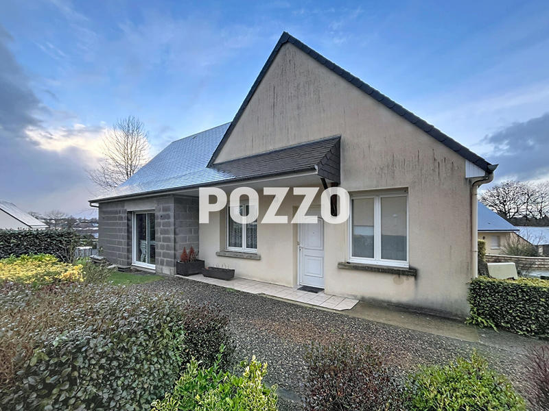 Maison - 90 m² - 5 pièces