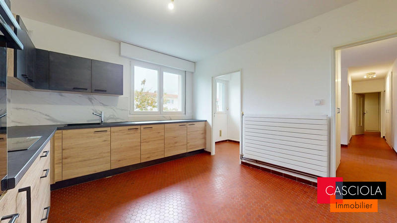 Maison - 155 m² - 5 pièces