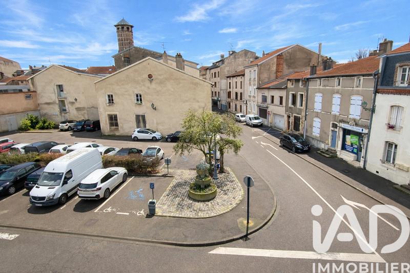 Appartement - 104 m² - 4 pièces