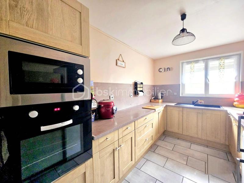 Maison traditionnelle - 80 m² - 5 pièces