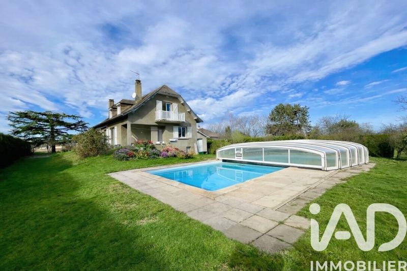 Maison - 163 m² - 7 pièces